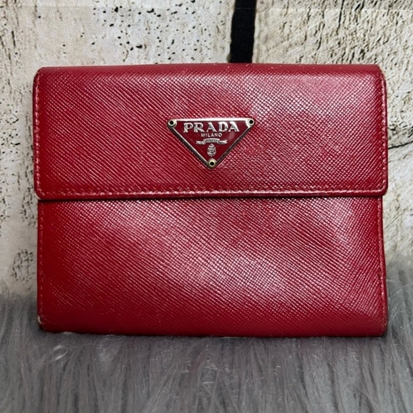 Prada Red Saffiano Metal Leather Logo wallet - Picture 1 of 9